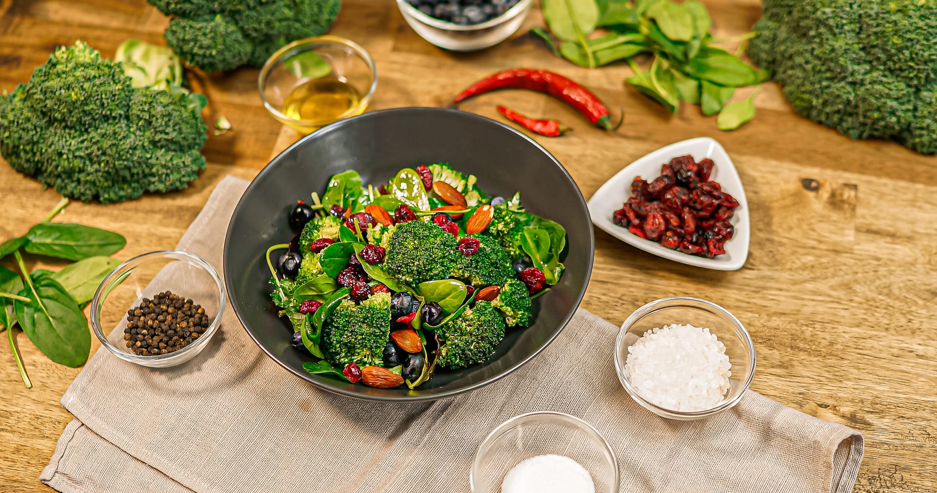 Broccoli salad with raspberry vinegar